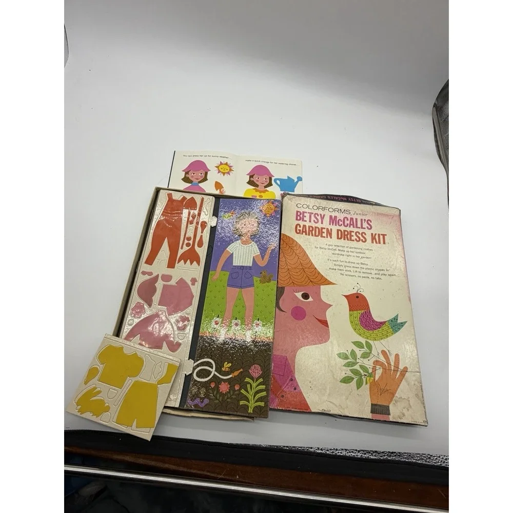 BETSY MCCALL'S GARDEN DRESS KIT ‎ 1960 - Some Missing Pieces